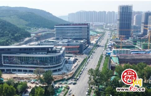 汉峪片区椒山路北段通车 直达新建中心医院东院区