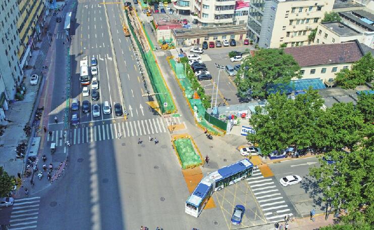 地铁6号线济南站开启围挡施工