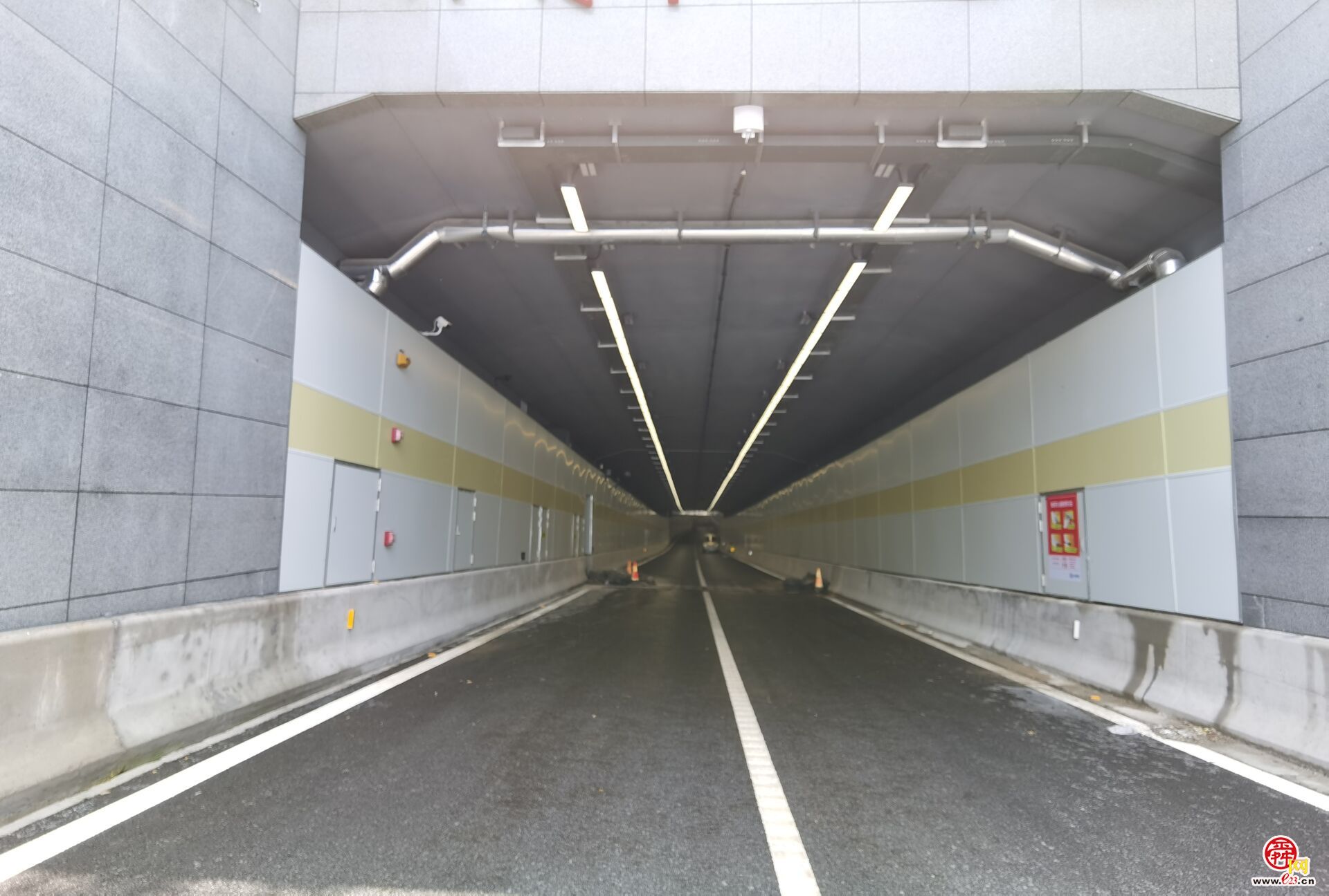 全长8635米 “华东第一隧” 顺利通过完工验收-台州频道