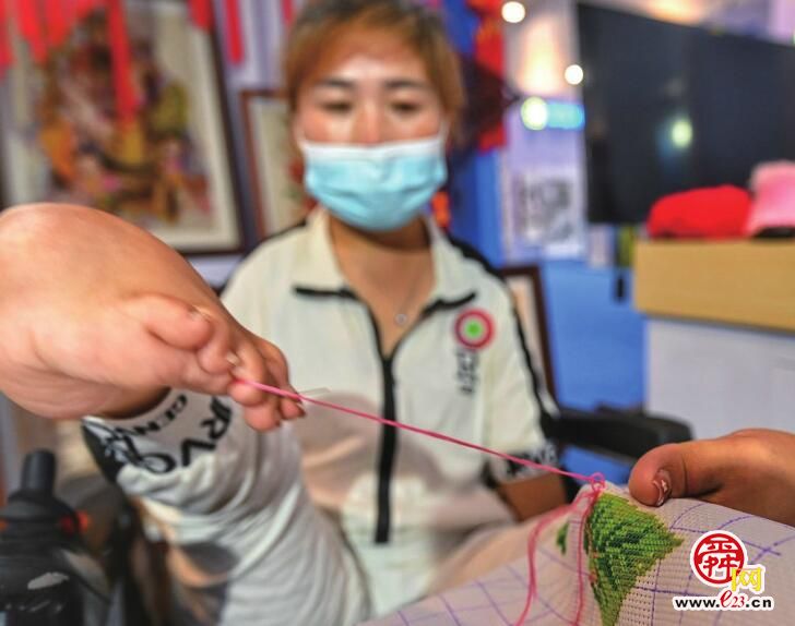 省第七届残疾人职业技能竞赛闭幕，济南代表队获团体一等奖 他们用“绝活”反击残酷的人生