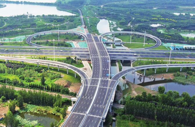 The Largest Interchange Overpass in Ji’nan Start-up Area Was Completed