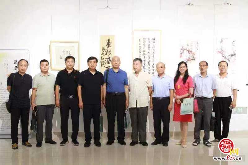 《墨彩济南》首发式暨主题作品展在济南举行