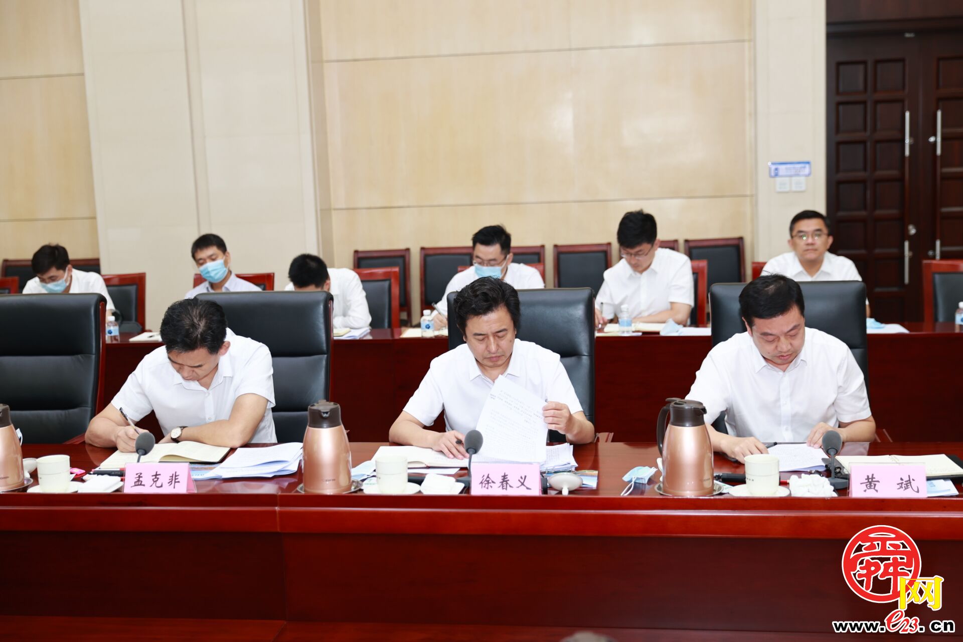 济南新旧动能转换起步区党工委会议召开 刘强主持并讲话