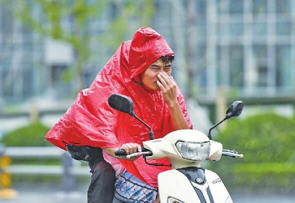 济南高温天“下线”，降雨“无缝衔接” 今起局部有大暴雨 本周雷阵雨频繁 但周末气温又会反弹