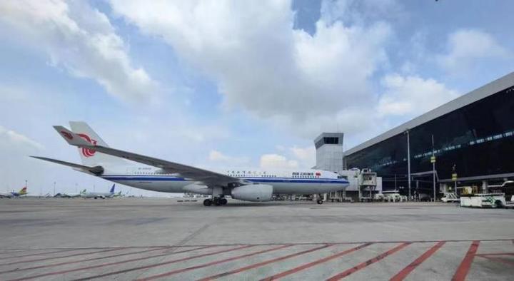 国航、东航、南航等多家航司宣布中英直航复航