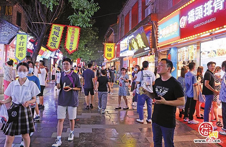 济南夜市里藏着“深夜食堂”