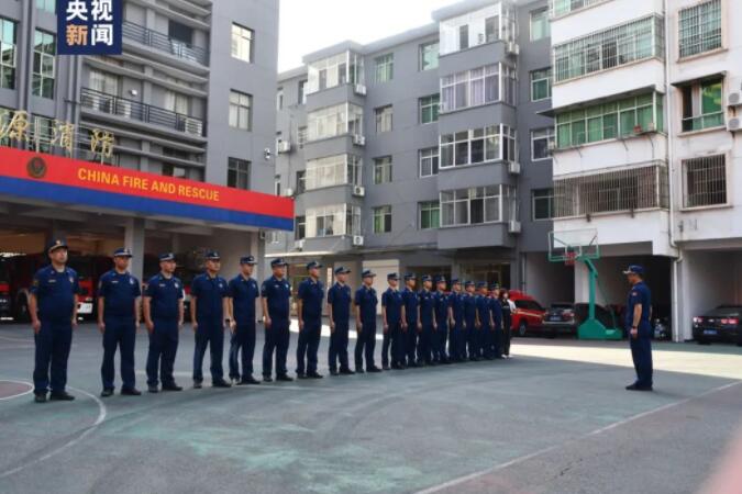 收到录取通知书，她直奔消防队！