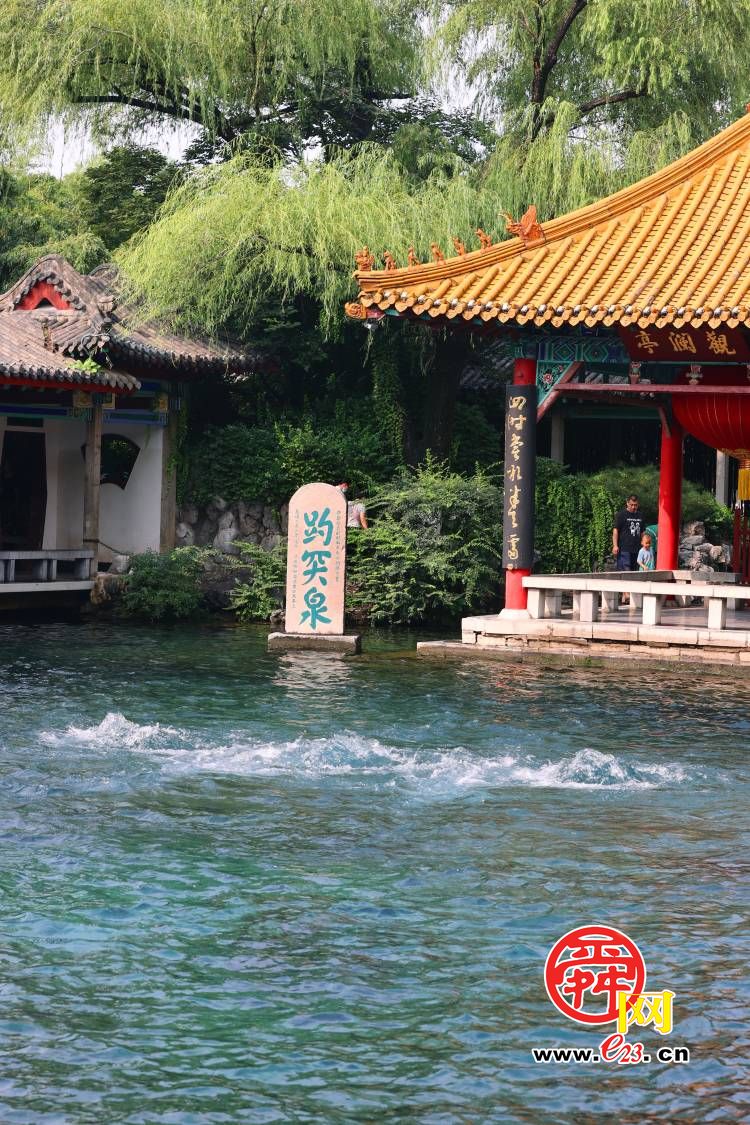 平池涌起三尺雪,波涛声震大明湖!趵突泉地下水位创今年新高达29.73米