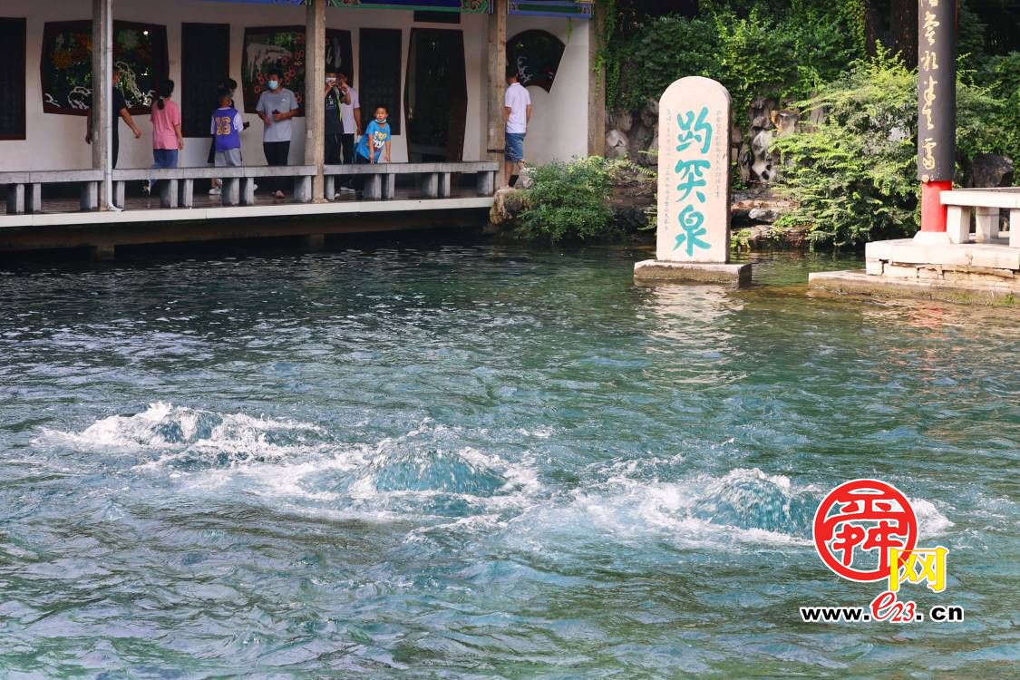 平池涌起三尺雪,波涛声震大明湖!趵突泉地下水位创今年新高达29.73米