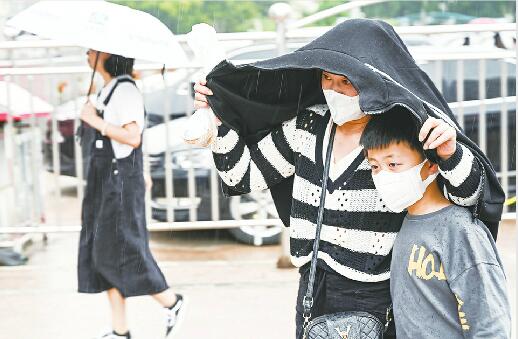 一雨知秋，今晨济南最低气温16℃ 预报仍有小雨，出门带好雨具可适当添衣