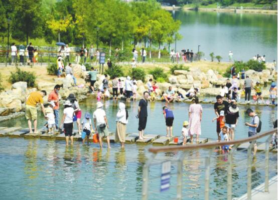 24 sites pittoresques de Jinan ont reçu 844 000 visiteurs pendant les vacances de la fête de la mi-automne