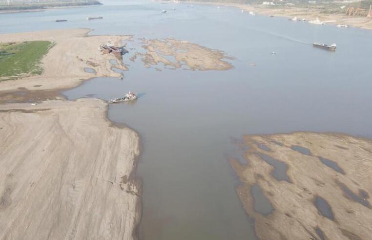 鄱阳湖代表站星子站水位退至7.10米 刷新历史最低水位