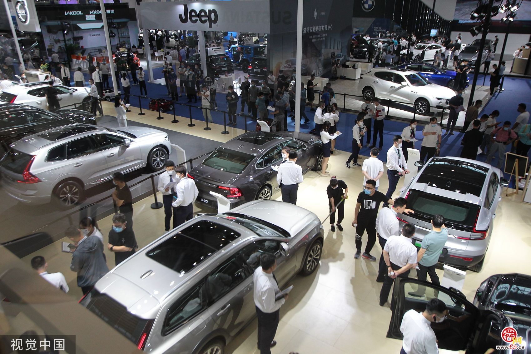 济南8月新能源汽车实现零售额8.2亿元，同比增长一倍