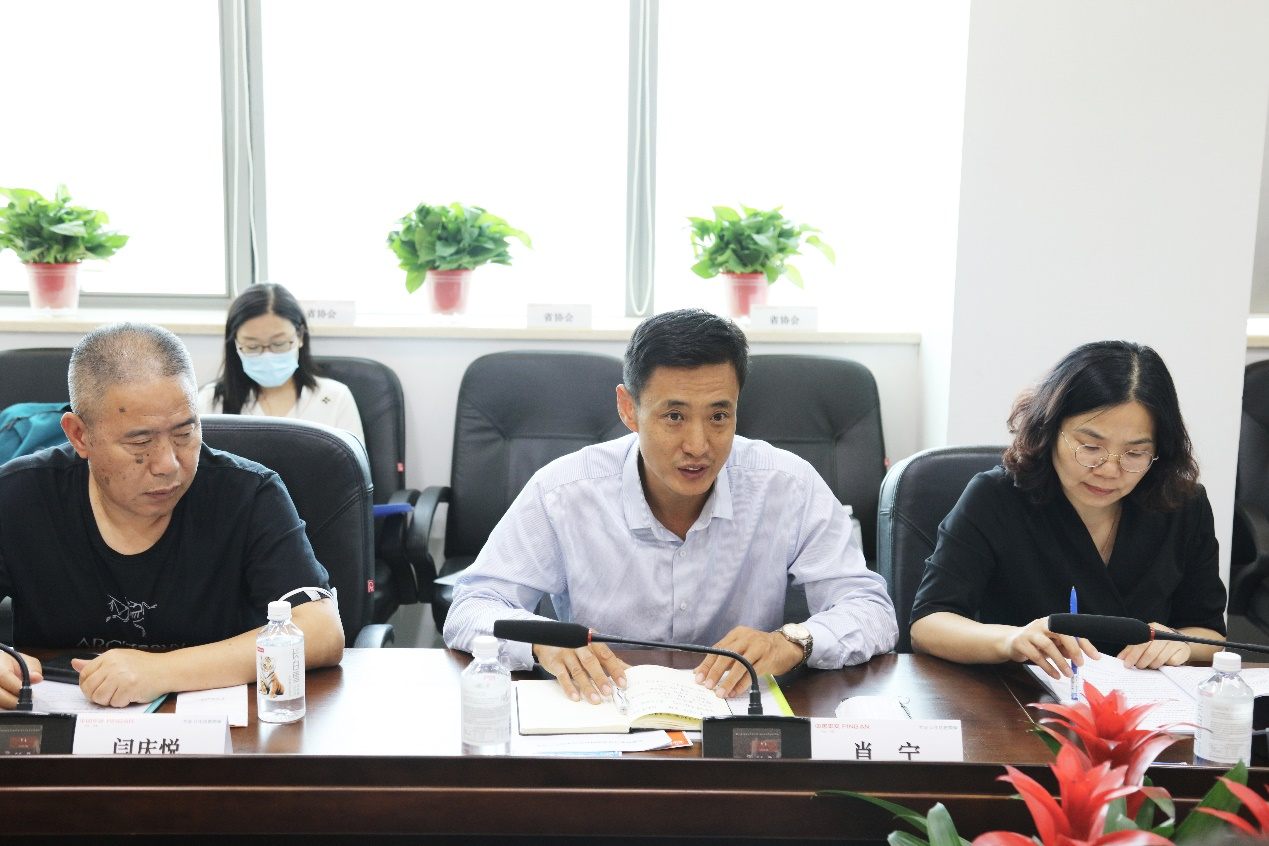 山东省保险行业协会副秘书长肖宁一行到分公司就金融知识普及月落实情况和保险特色营业网点适老服务情况开展督导体验