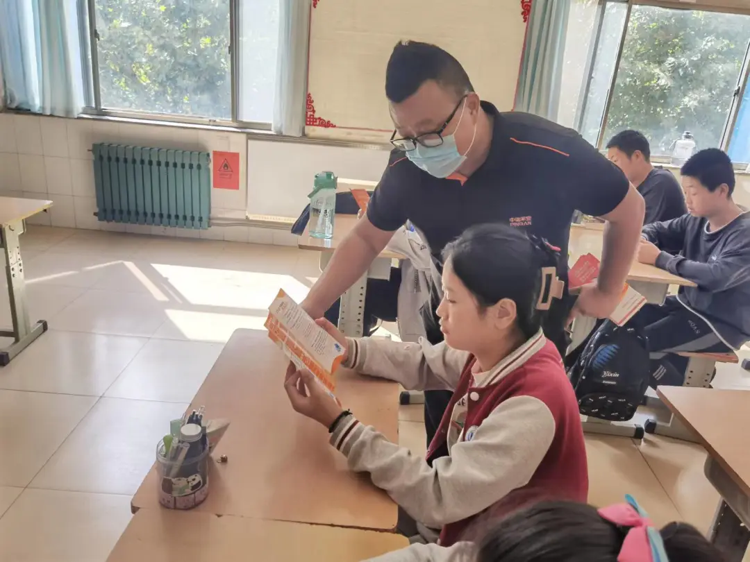 山东平安产险：走进特殊学校 传递橙色温暖