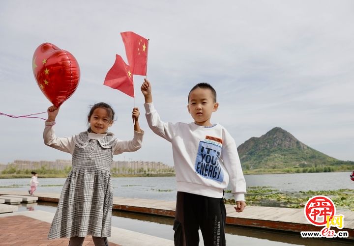 鹊华秋色 山水胜境