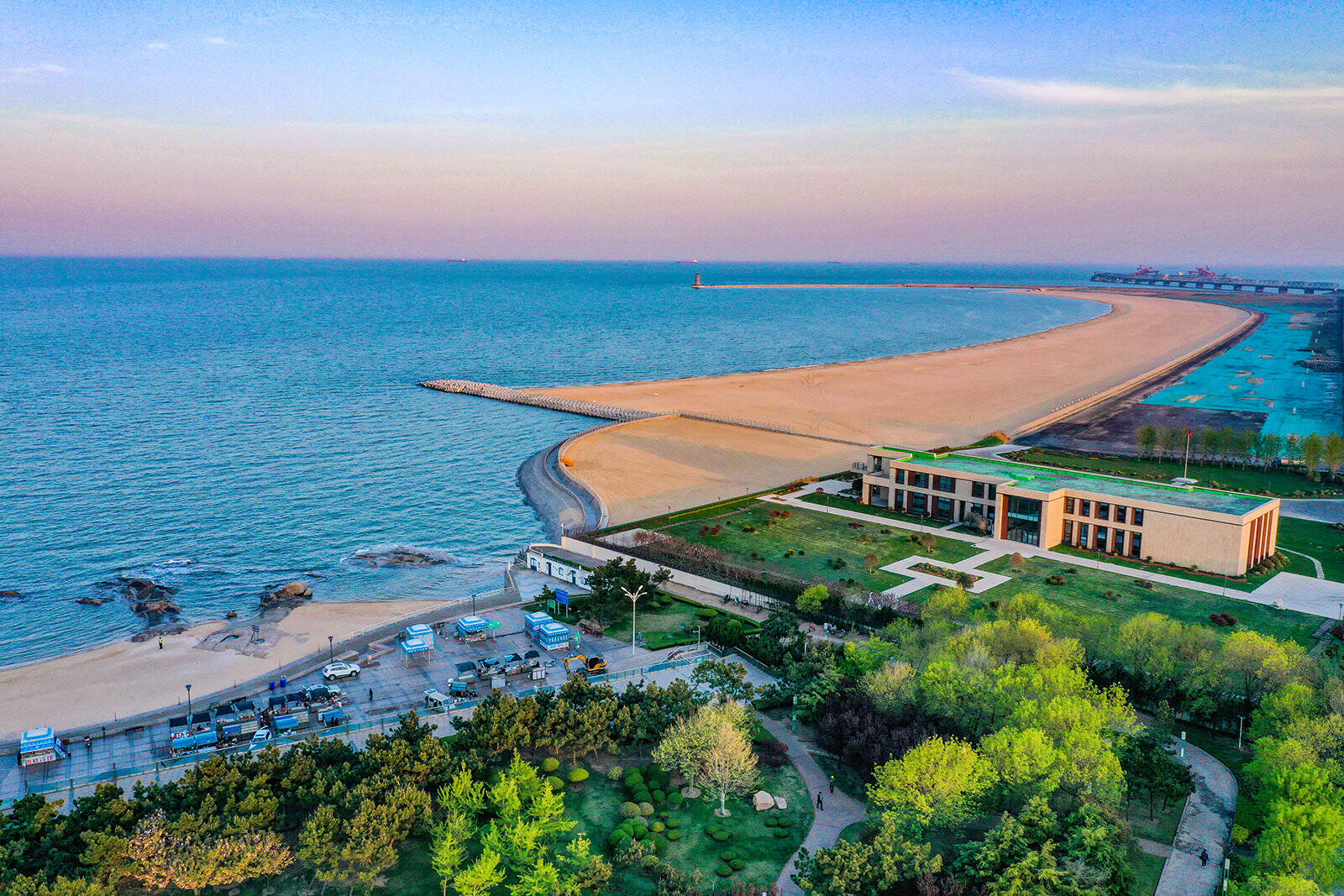 闪电评论丨三载向海图强 山东“蹄疾步稳”