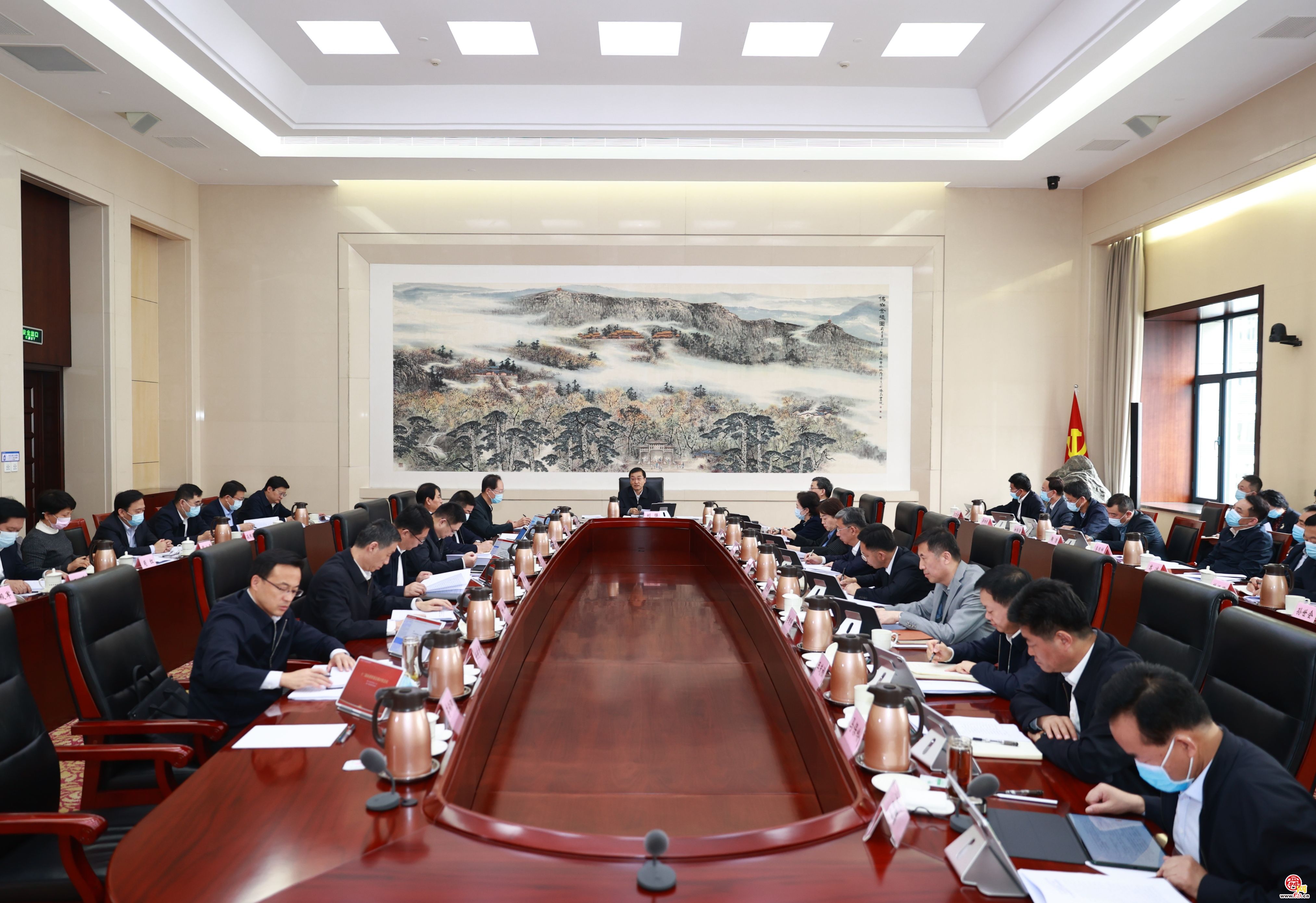 市委常委会召开会议 学习贯彻习近平总书记重要讲话精神