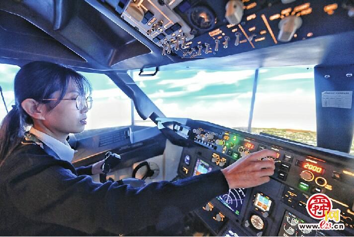 泉之航航空体验馆:在这里,体验现实版“冲上云霄”