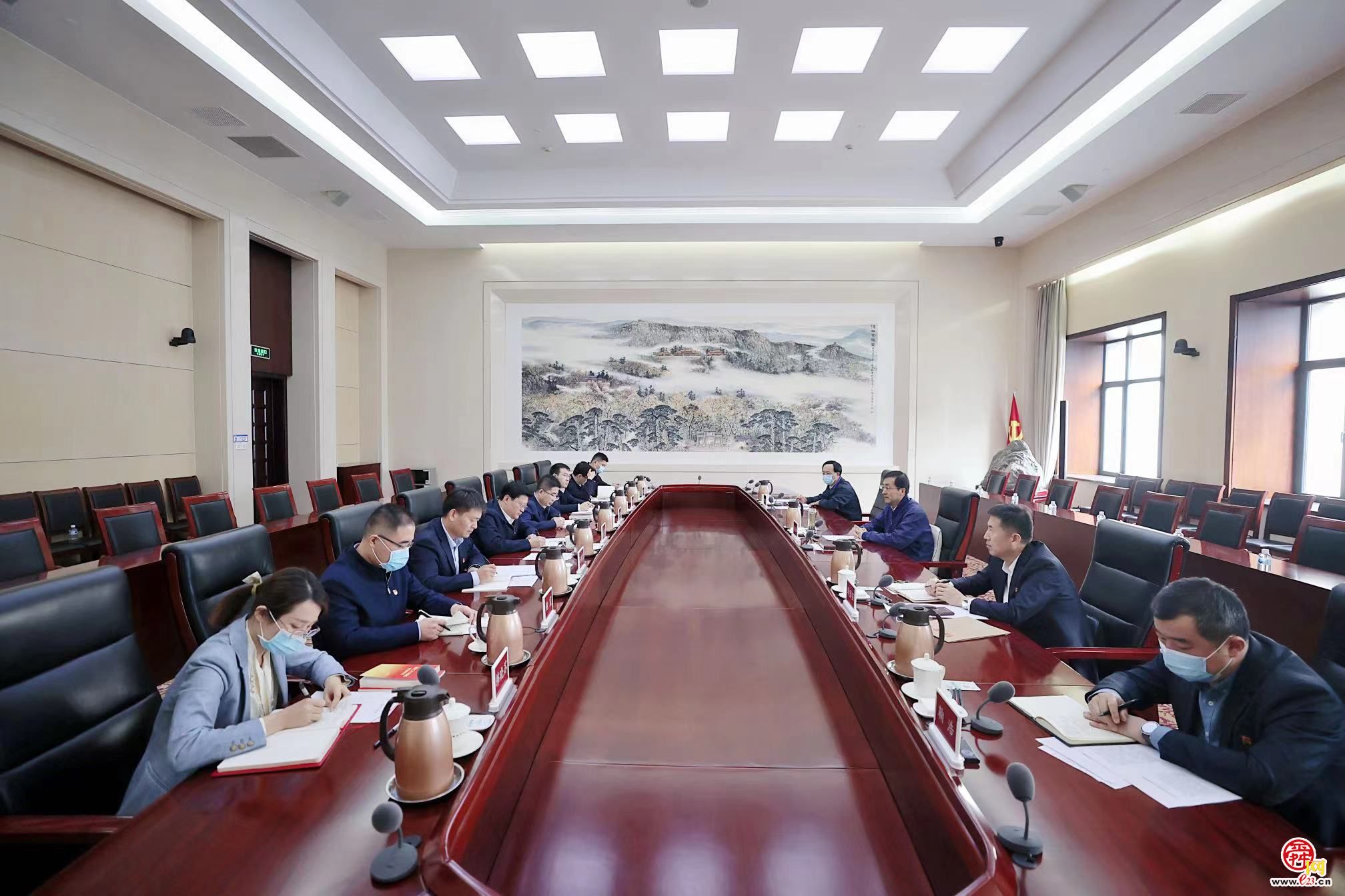 刘强到所在党支部宣讲党的二十大精神时强调 全面学习把握落实党的二十大精神 坚定拥护“两个确立”坚决做到“两个维护”