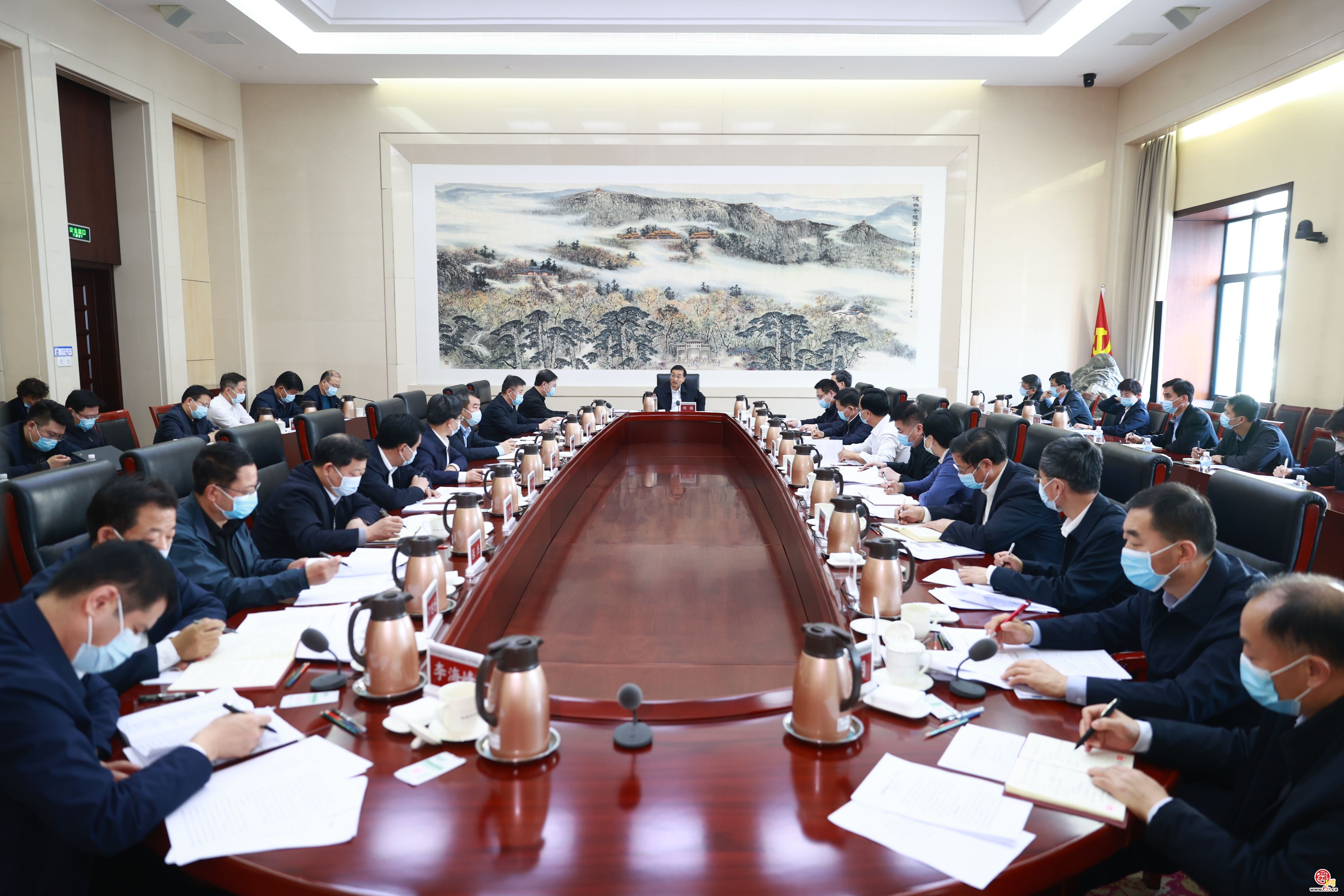 全市常态化疫情防控追检和社区管控工作专题会召开 刘强主持并讲话 于海田杨峰出席