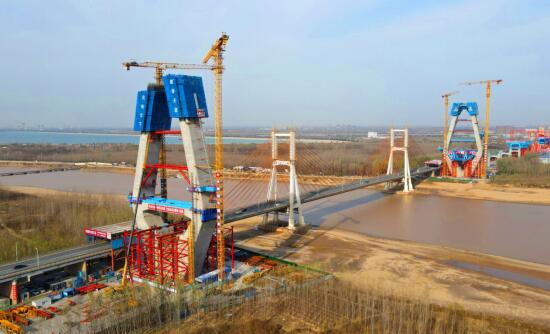 Accélération de la construction du nouveau pont de la rivière jaune à Jinan