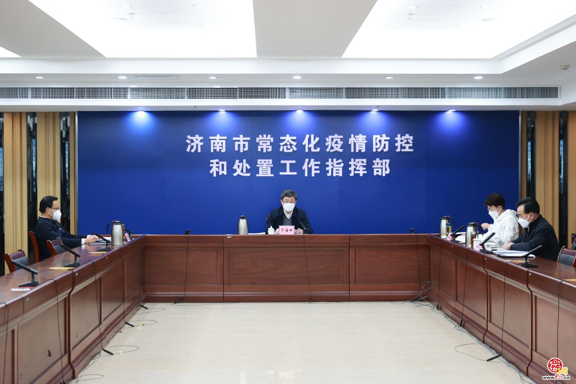 市政府党组召开扩大会议 传达学习中央经济工作会议精神 于海田主持并讲话