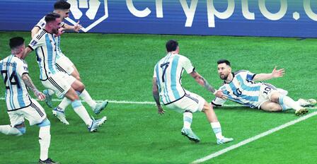 梅西封神,雄鹰高飞!阿根廷点球大战击败法国 时隔36年再夺大力神杯