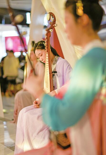 国风音乐会演绎最炫国潮风