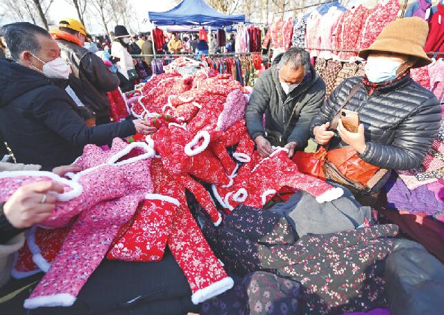 赶年集 寻年味儿