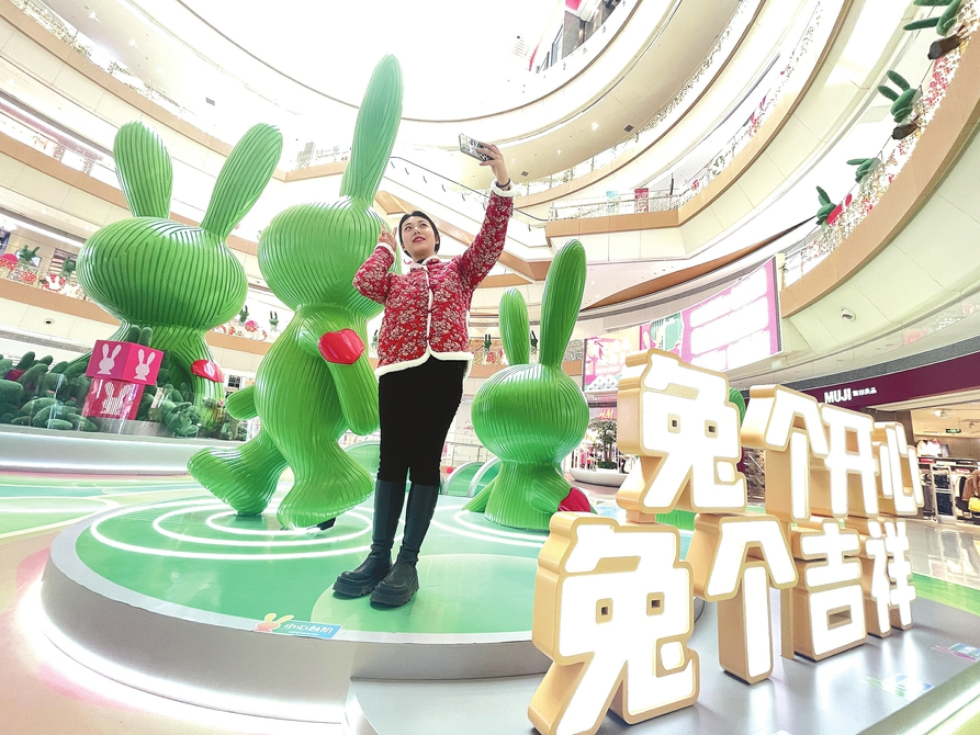 Riesenkaninchen begrüßen das chinesische Neujahr