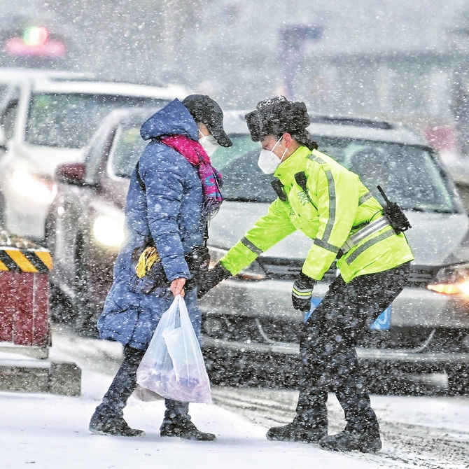 别样雪景泉城温度