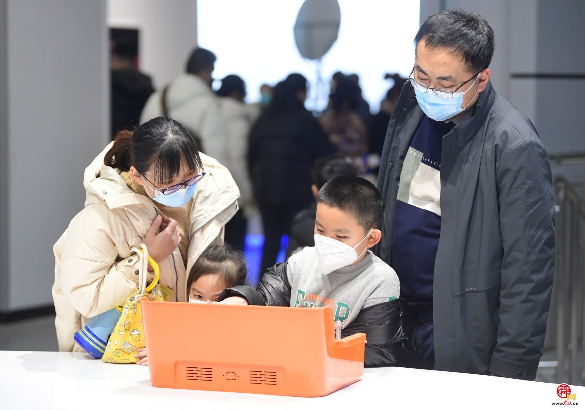 春节假期最后一天，“科学世界”依旧火爆