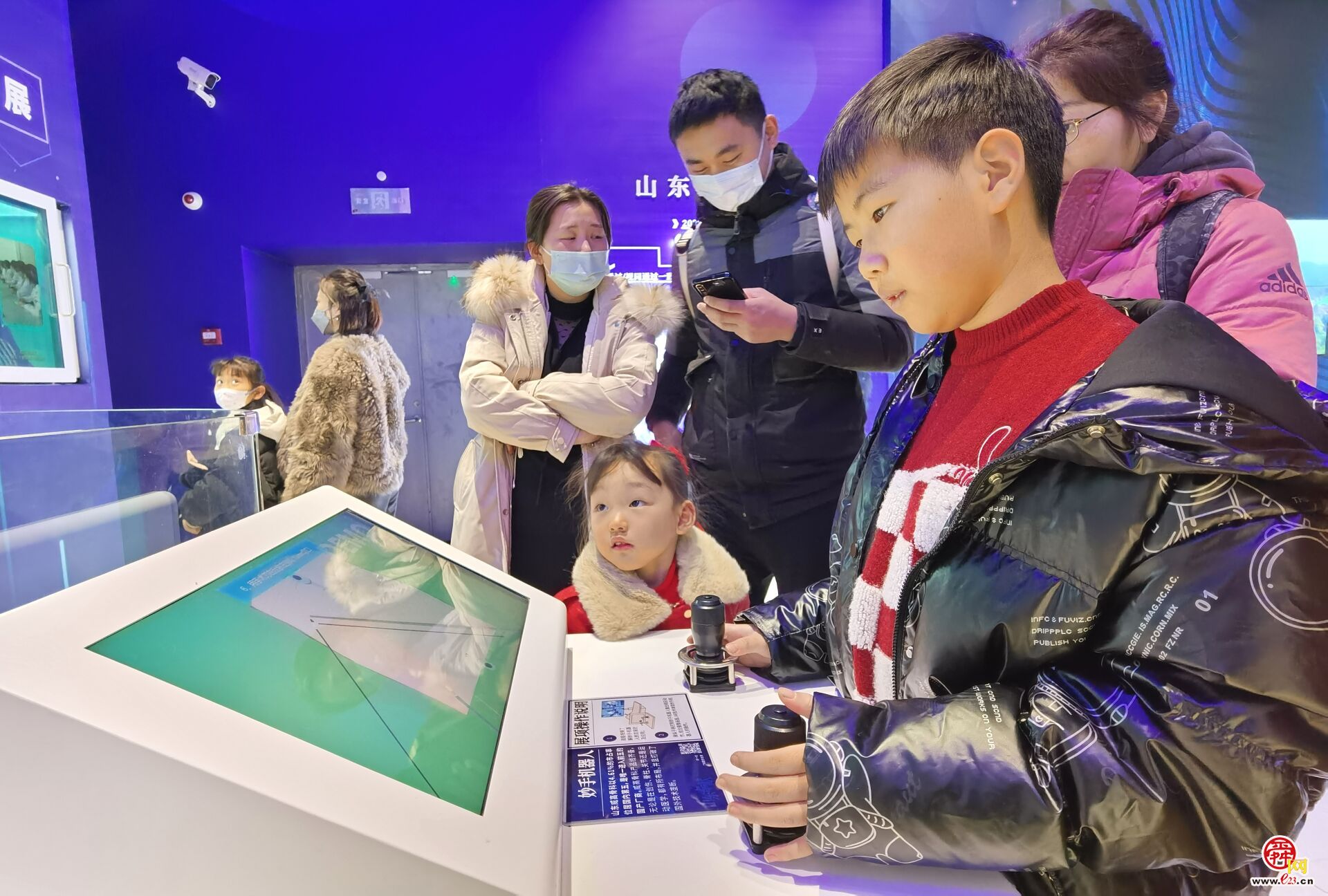 春节假期最后一天，“科学世界”依旧火爆