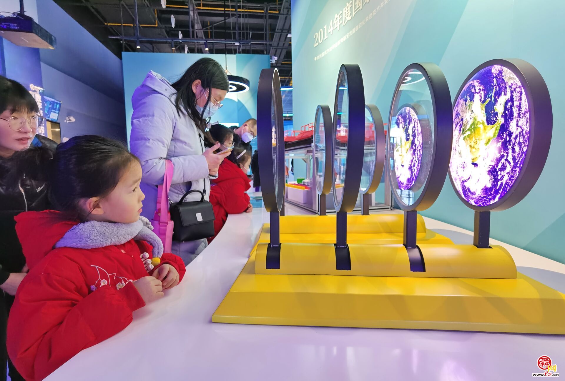 春节假期最后一天，“科学世界”依旧火爆