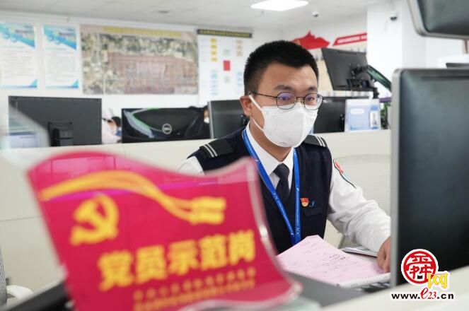 融媒·先锋丨空中“指挥官”