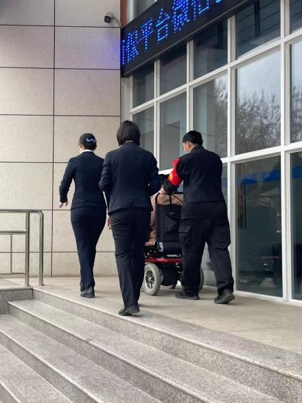 民生银行济南西城支行：提升适老化服务能力 携手共创美好未来