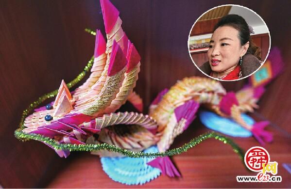 1600张三角纸片插出一条“祥龙”济南市残文联“手工达人”王洪霞巧手“出圈” 