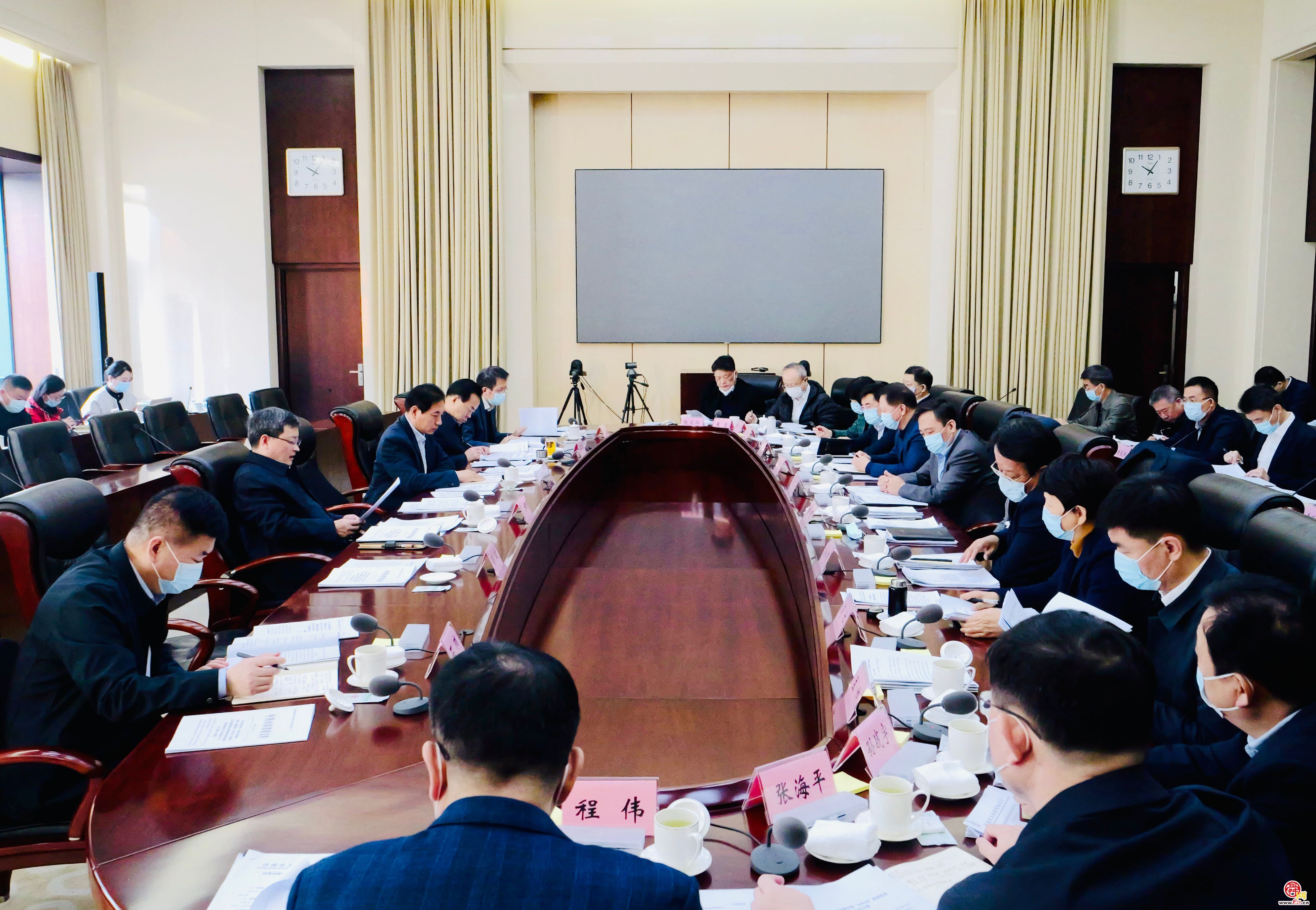 济南市碳达峰碳中和工作领导小组会议召开 于海田主持并讲话