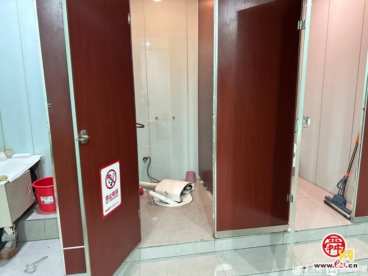 中健健身被曝多地闭店拖欠工资 记者探访济南总部：随意进出，无人管理