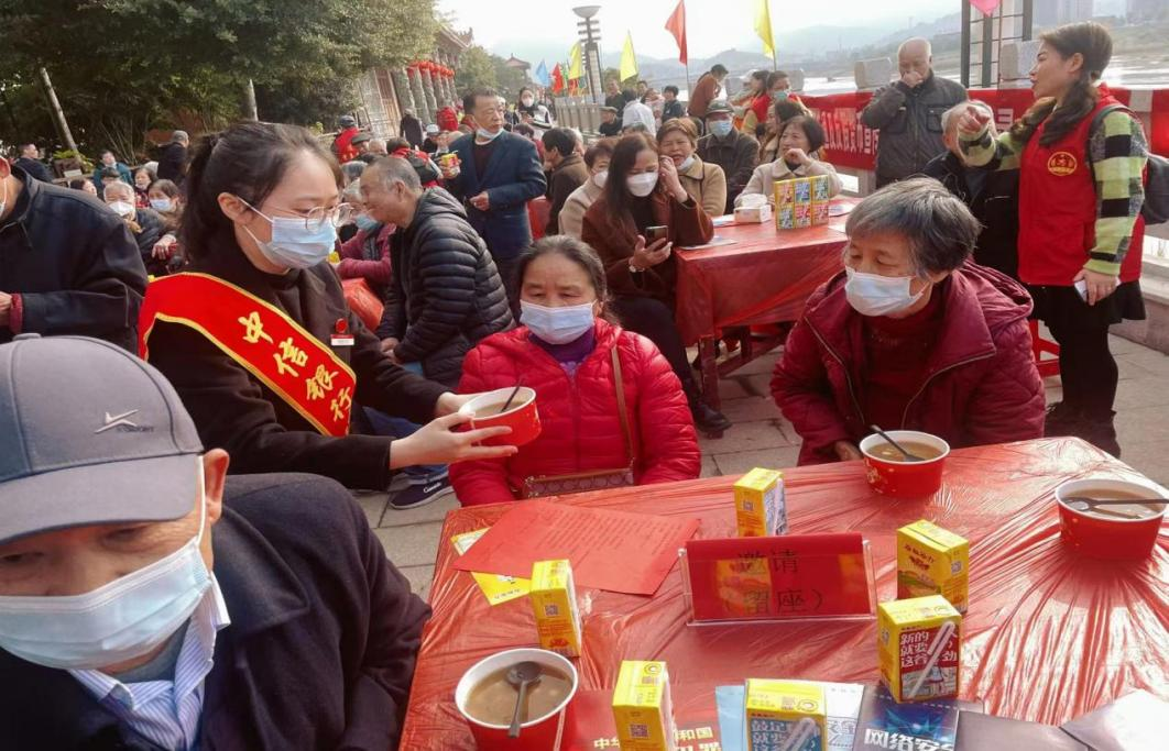 用心关爱“银发一族” 中信银行持续升级适老化服务措施