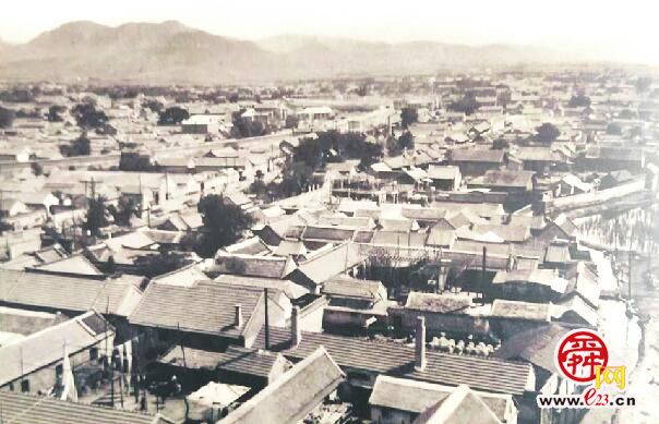 康熙《济南府志》中的济南府城