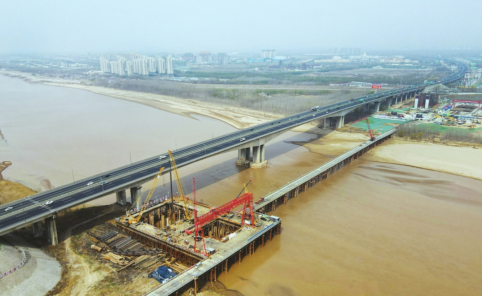 New Bridge Across Yellow River Added on Yellow River, Ji’nan Section