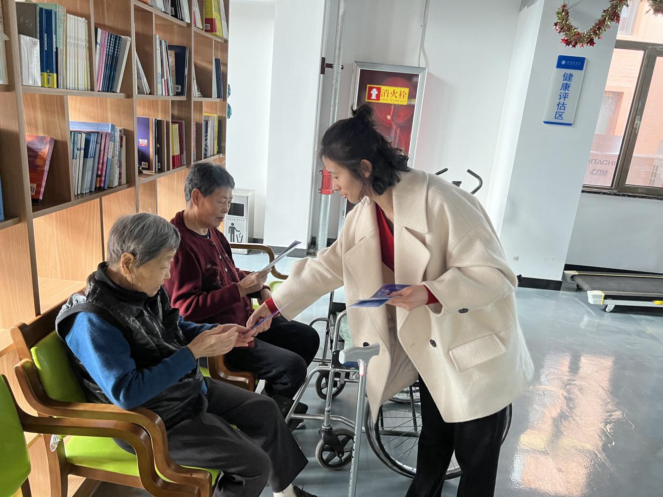 民生银行济宁分行走进疗养院3·15金融消费者权益保护教育宣传活动