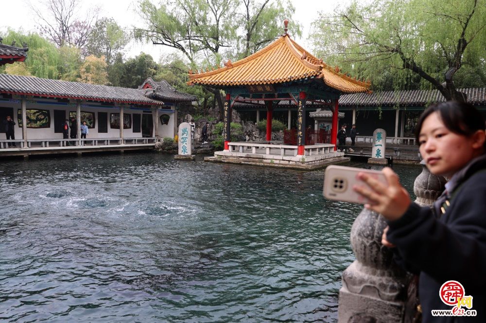 连日降雨,“天下第一泉”济南趵突泉地下水位回升6厘米