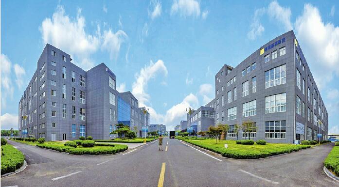 记者探访山东最大生命科学产业园区 鲁中国际生物谷开出“半亩花田”