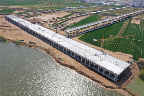 新节点！兖矿泰安港项目码头混凝土面层施工完成