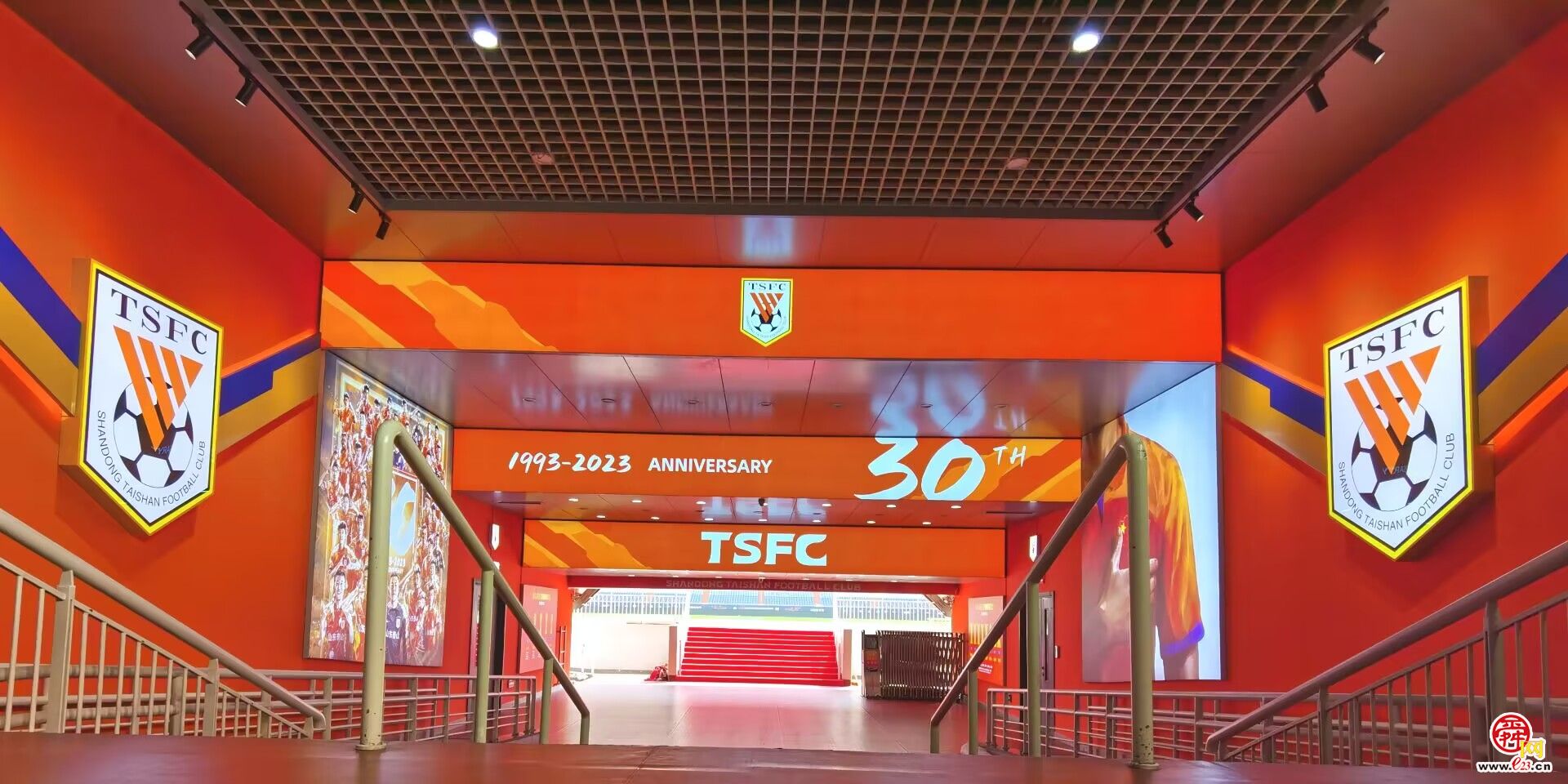 济南奥体中心体育场焕然一新，静待新赛季山东泰山队首个主场比赛