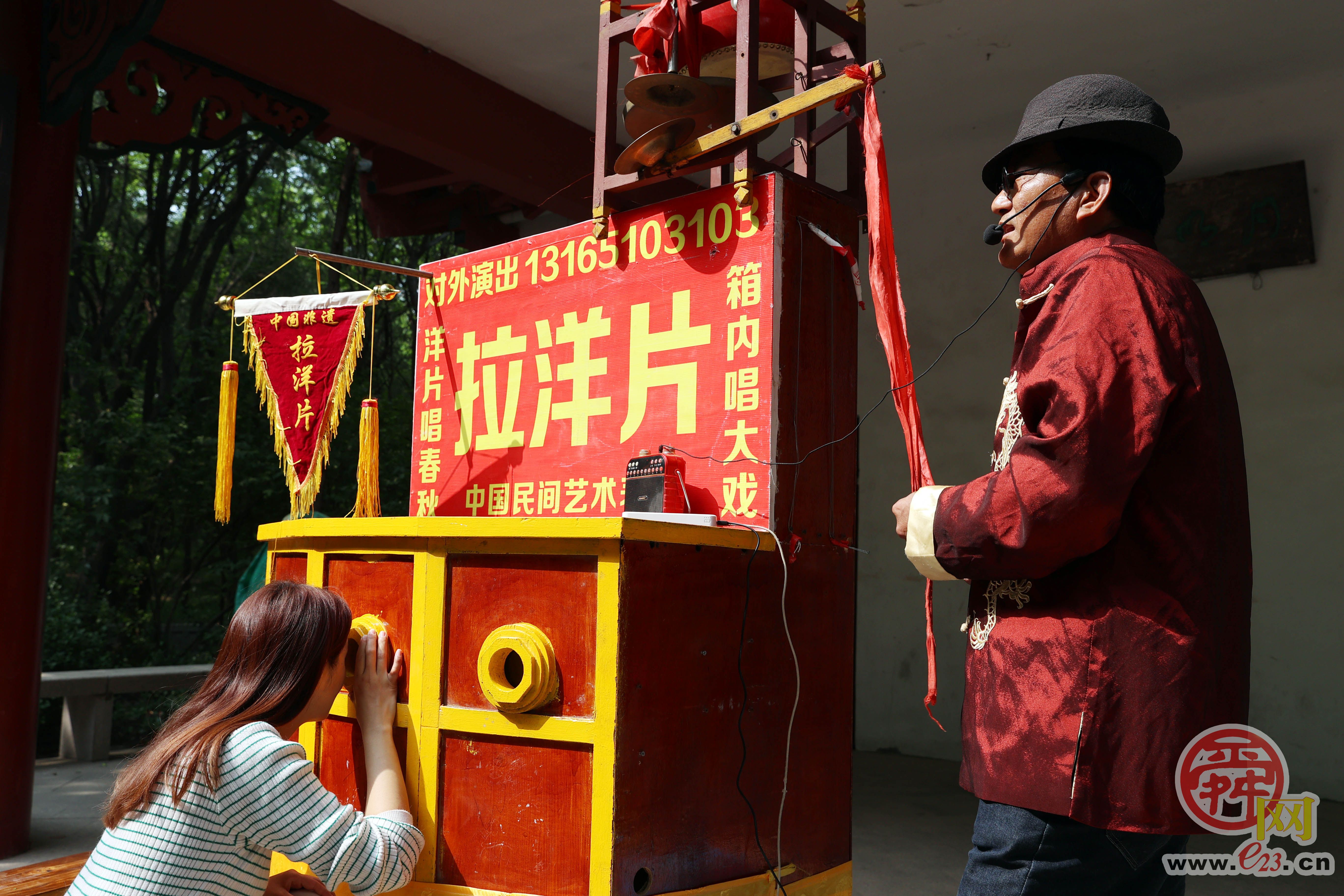 赏民俗 品美食 汉服巡游！济南千佛山“三月三”民俗文化庙会热闹开场