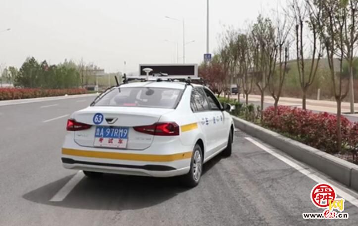 那些驾考考官背后的故事——实地探访我市考试员们工作日常